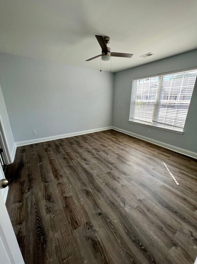 Foto del edificio - 609 37th Ave N