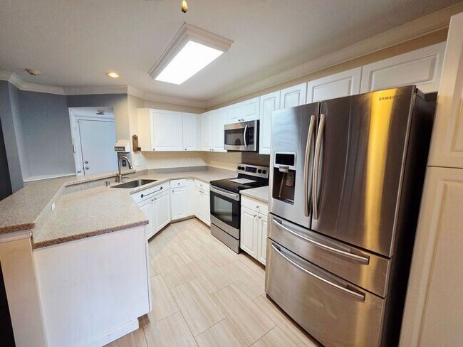 Foto del edificio - Las Brisas: A 3 bedroom 2.5 bath 2 car garage single family home