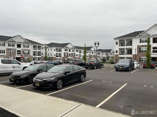 Building Photo - 826 Stiller Ln