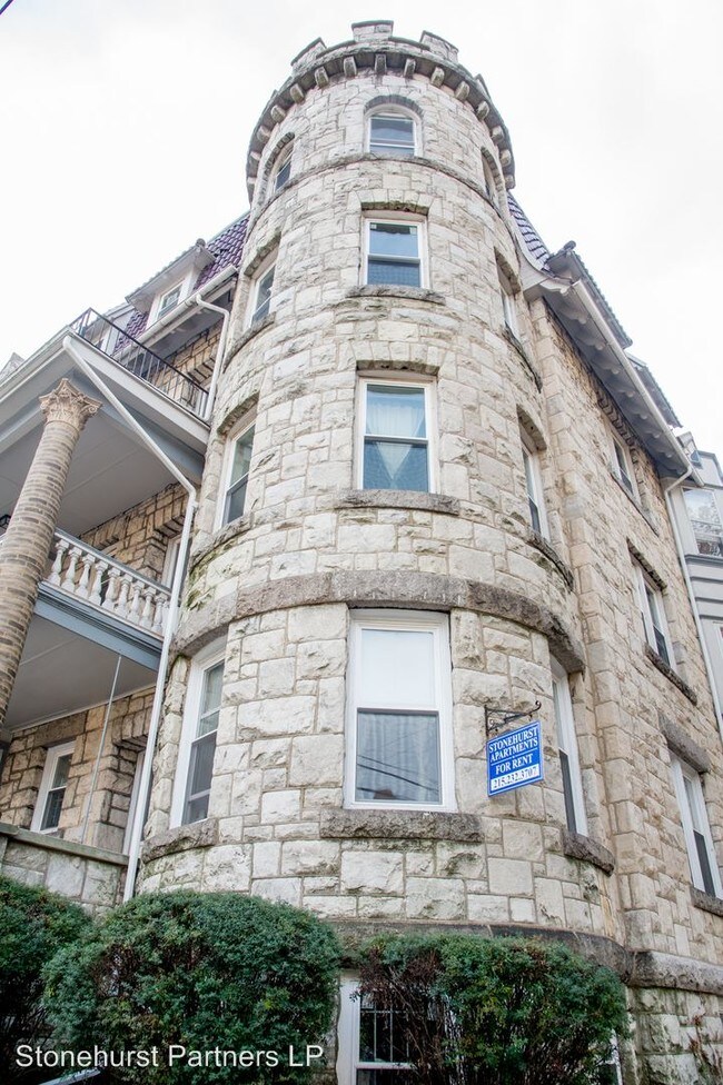 Foto del edificio - 419-423 S 45th St