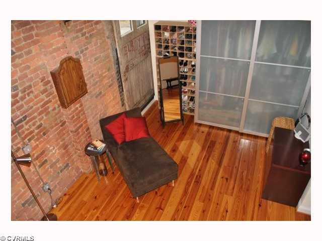 Foto del edificio - 2511 Mule Barn Aly