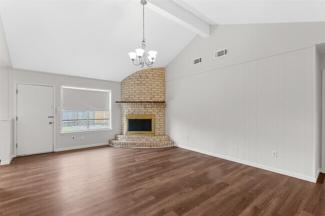 Building Photo - 1418 Bramblebury Dr