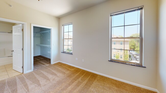 2BR, 2.5BA - Balcony - The Frontier West Lawrence