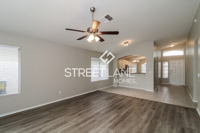 Foto del edificio - Charming 3 Bedroom in Phoenix!