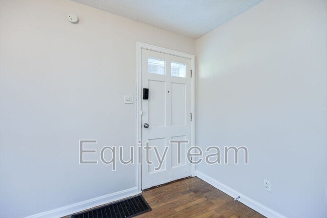 Foto del edificio - 6949 Mar Bev Drive