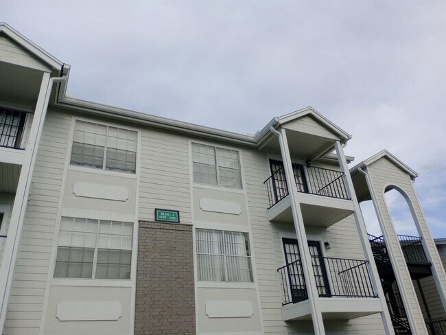 Foto del edificio - 2550 N Alafaya Trail
