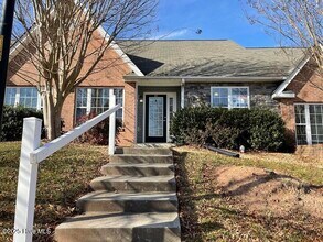 Building Photo - 11301 Clubhaven Pl