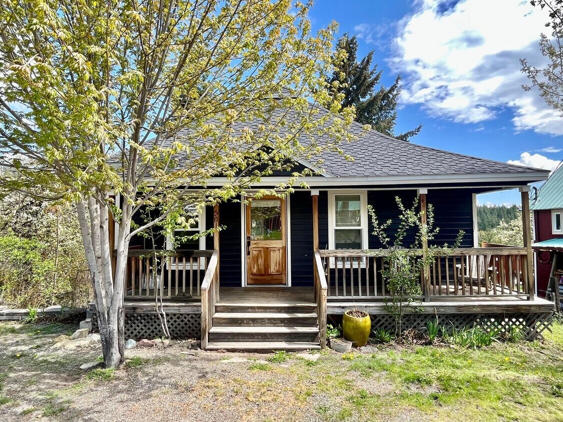 Foto principal - 1 br, 1 bath House - 501 S 2nd Street