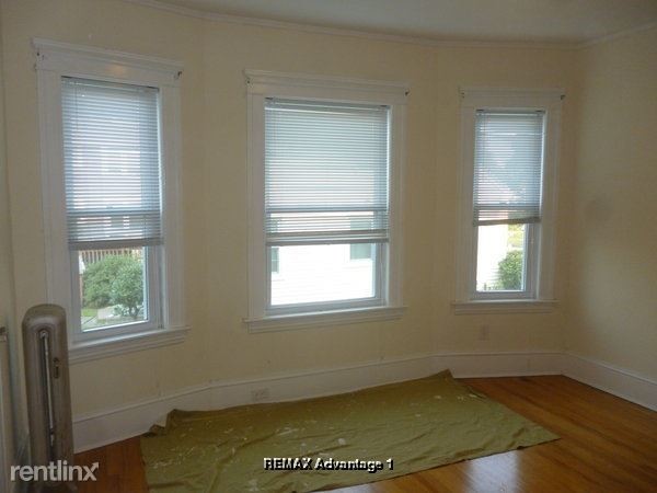 Building Photo - 2 br, 1 bath Apartment - 51 Devens Rd