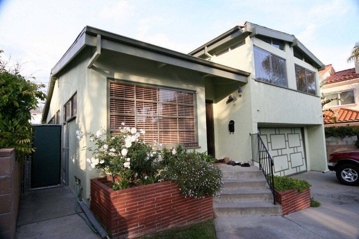Primary Photo - 3007 Glenn Ave