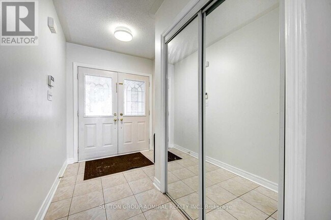 Photo du bâtiment - 189 Warwick Crescent