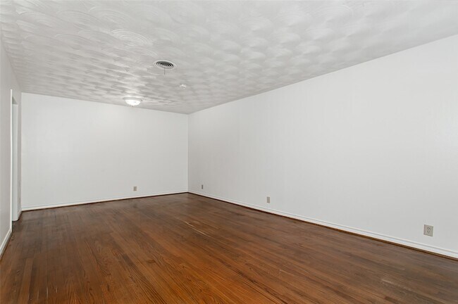 Foto del edificio - 11050 Wyatt St