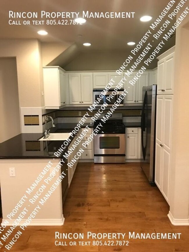 Building Photo - Former Model Home *2 Bedroom Detached Town...