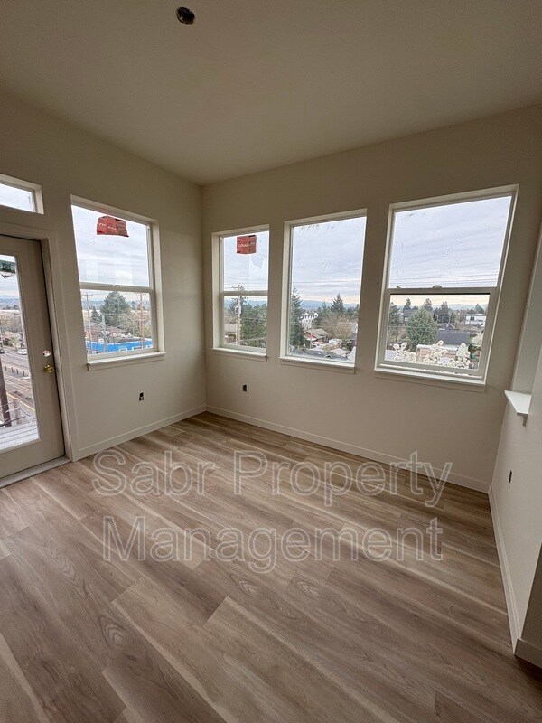 Photo - 1520 N Bryant St Apartment