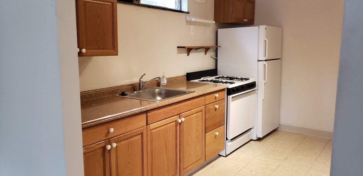 Primary Photo - 228 W 4th Ave