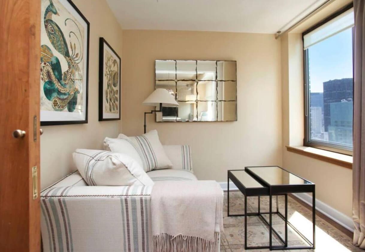 Foto principal - 117 W 58th St