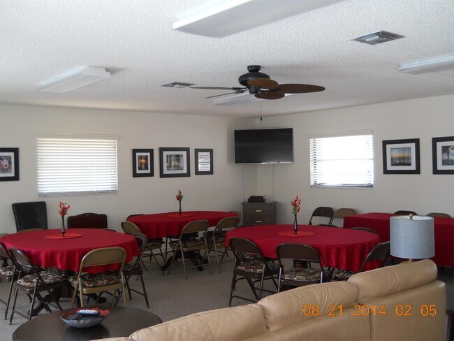 Building Photo - 431 Airport Ave E
