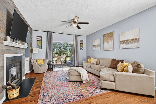 Foto del edificio - 5351 Cog Hill Ct