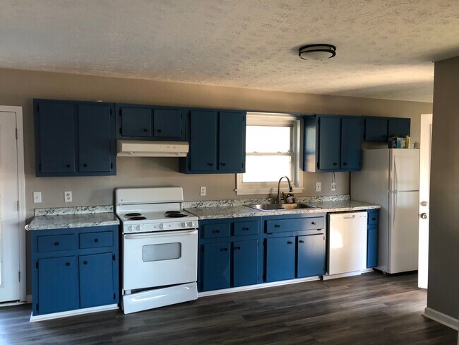 Foto del edificio - 1167 Hall Memorial Rd NW