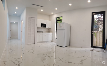 Building Photo - 590 Ragan Dr