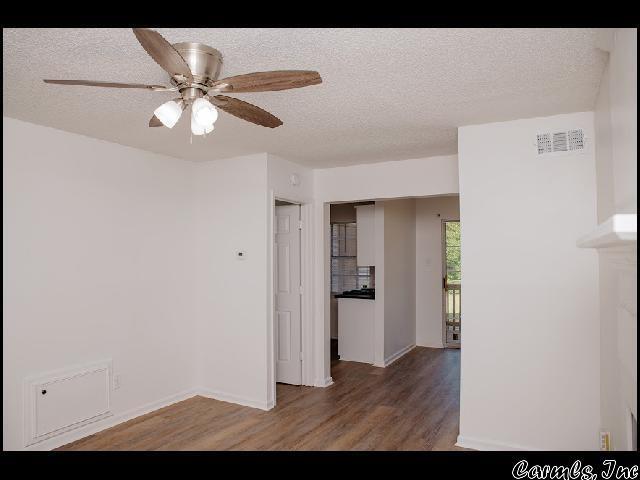 Foto del edificio - 721 S Valentine St