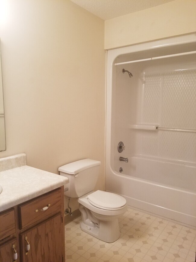 124 Clemson View Dr Unit N2, Seneca, SC 29678 Apartments in Seneca