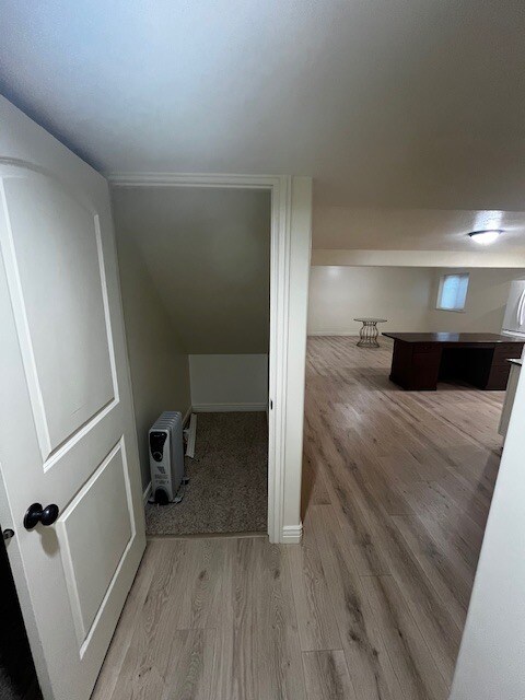 Almacenamiento debajo de las escaleras - 739 S Rice Rd