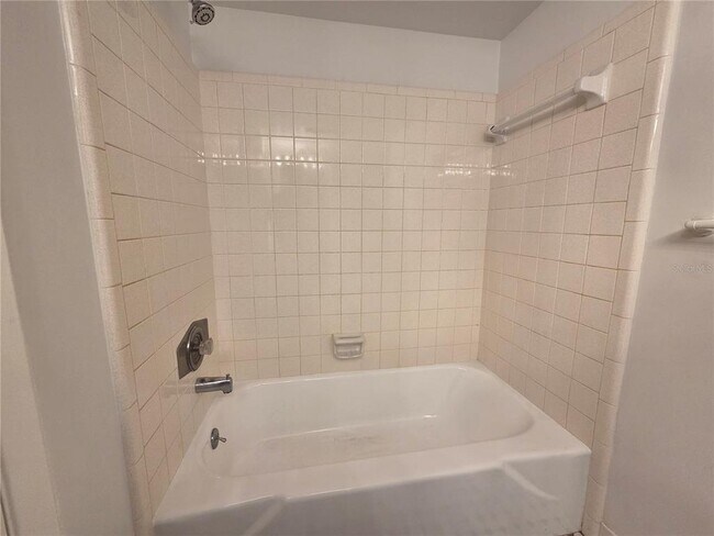 Foto del edificio - 606 S Betty Ln