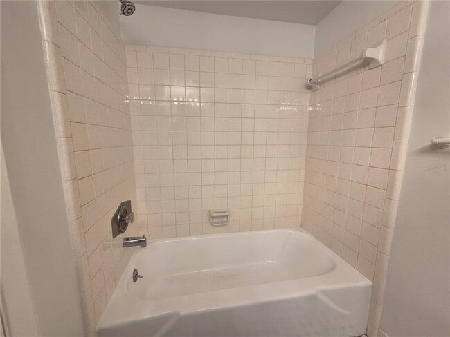 Building Photo - 606 S Betty Ln