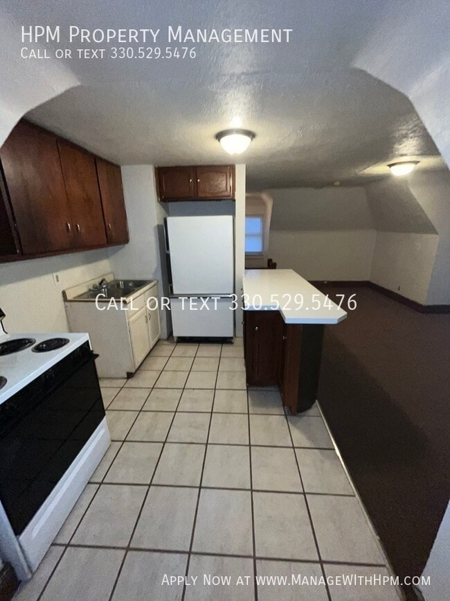 Foto del edificio - 34 Grand Ave