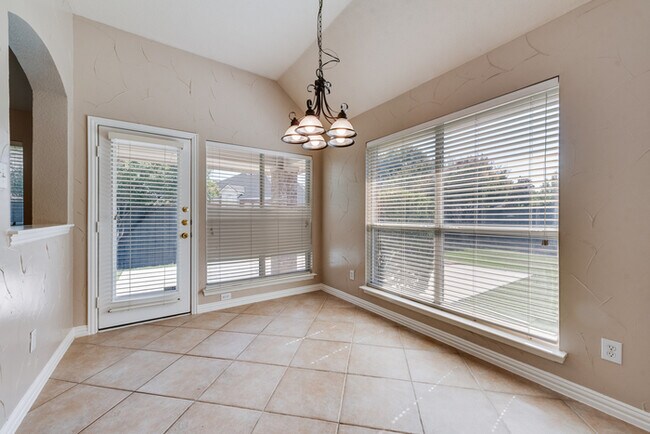 Foto del edificio - 7900 Brookmount St