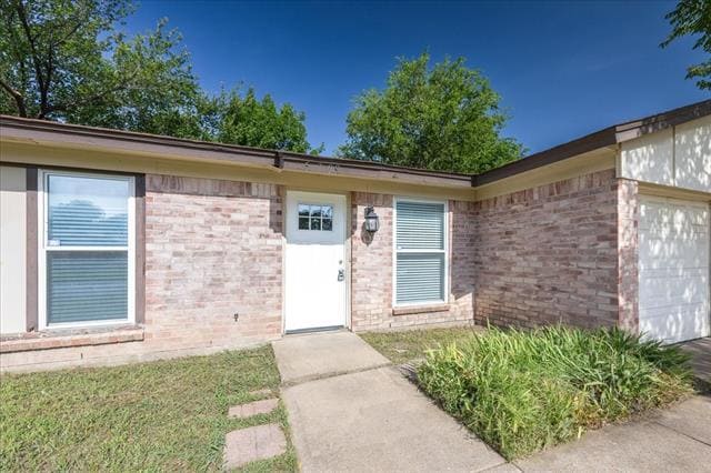 Building Photo - 5709 Denise Dr