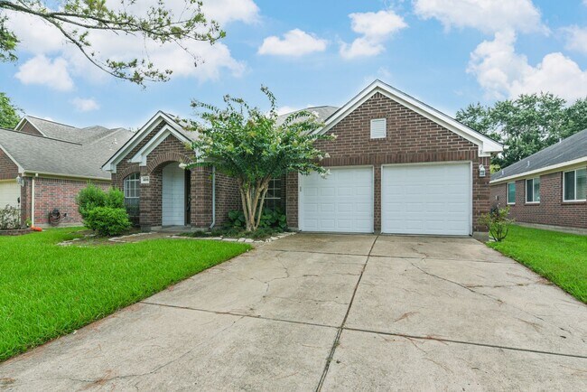 Foto del edificio - Charming Home in Pearland