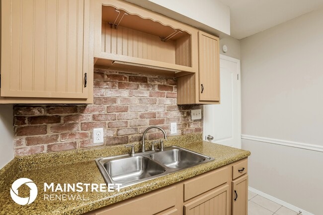 Foto del edificio - 506 Ewing Ln