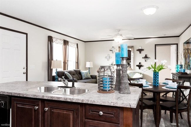 Foto del edificio - 3 br, 2 bath Mobile Home - 173 Jamestown Ave