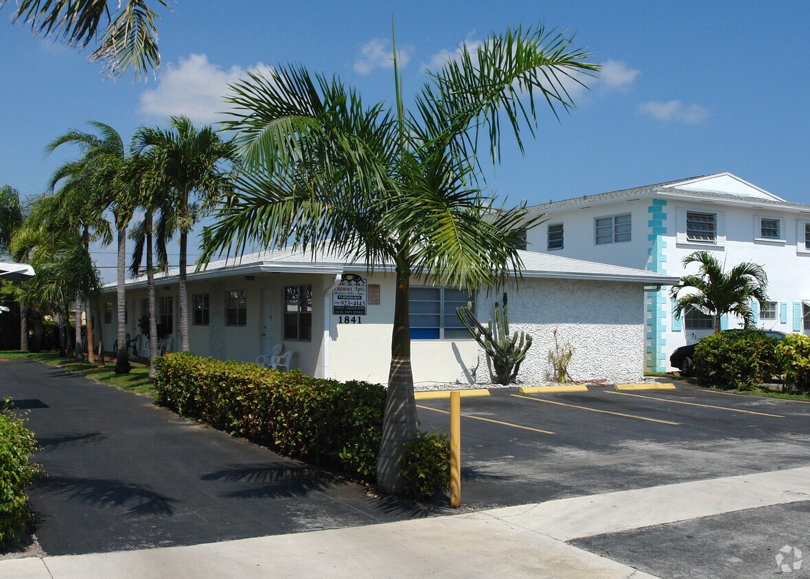 Primary Photo - Labueux Apartments