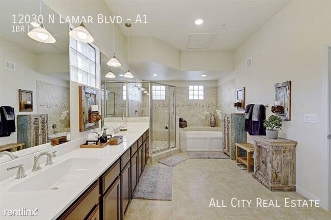 Building Photo - 12030 N Lamar Blvd