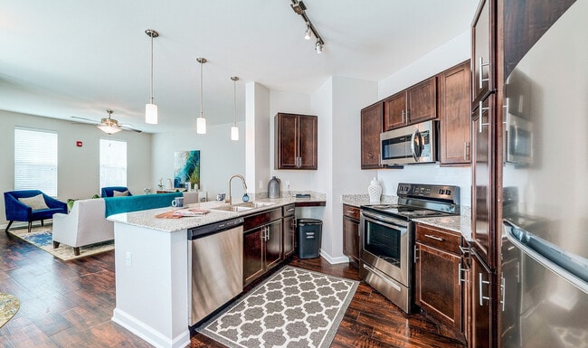 Building Photo - Alinium at Zionsville
