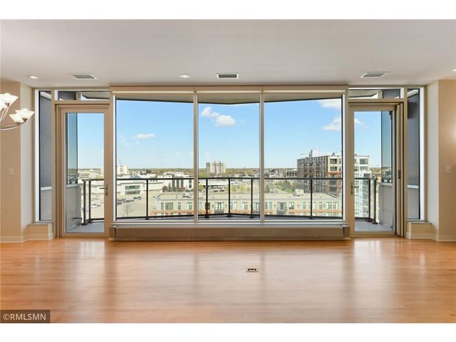 Building Photo - 3209 Galleria