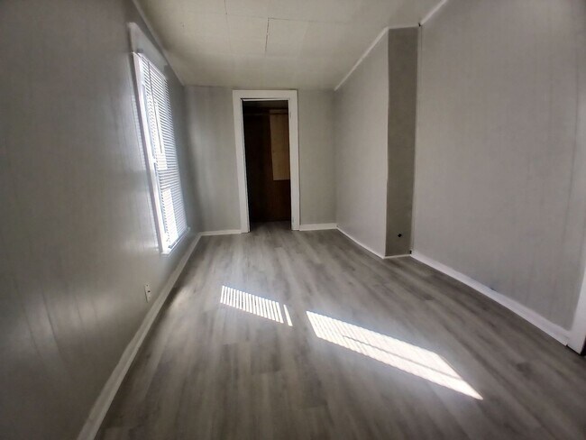 Foto del edificio - 1517 1/2 E Washington St
