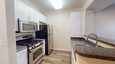 Interior Photo - Tierra del Rey