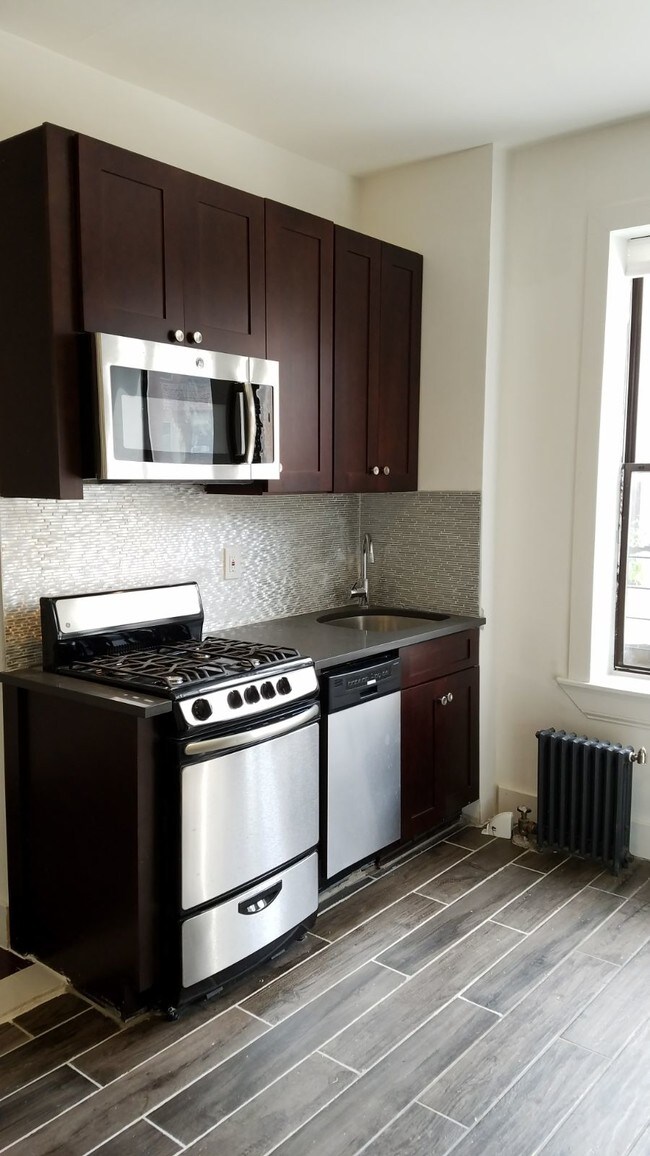 Foto del edificio - 188 Parkside Ave
