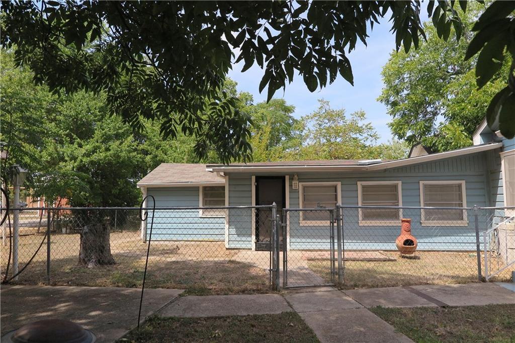 Primary Photo - 402 W 11th St