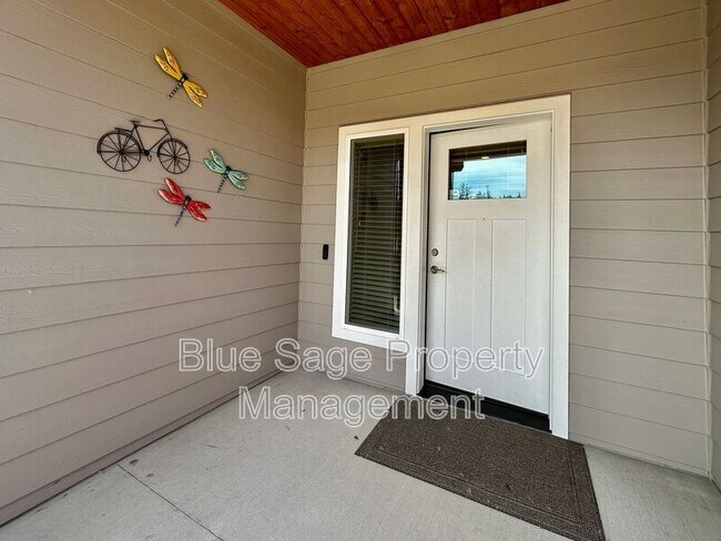 Building Photo - 1416 Rook Dr