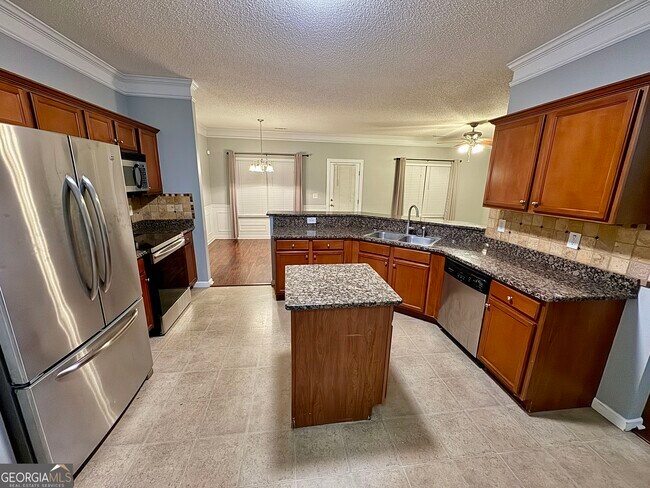 Foto del edificio - 322 Clover Brook Dr