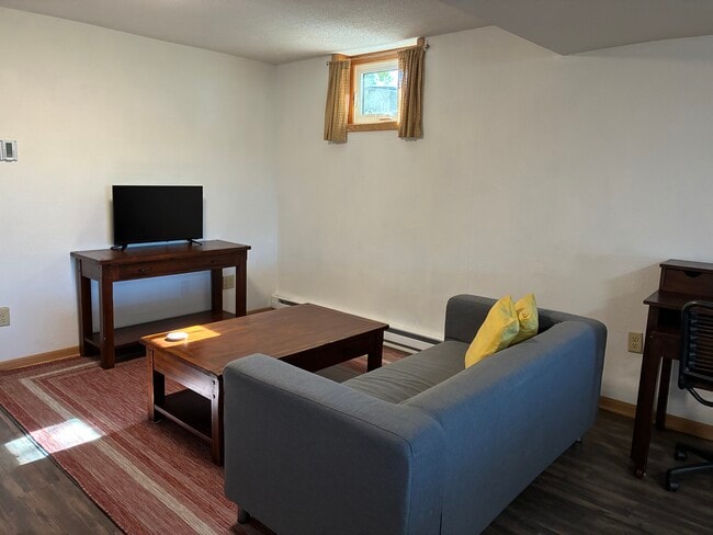 Foto del edificio - 317 N Wasson Ln