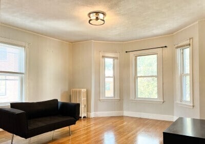 Building Photo - 14 Smythe St