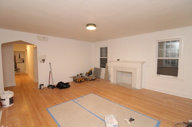 Foto del edificio - 5801 N Richmond St
