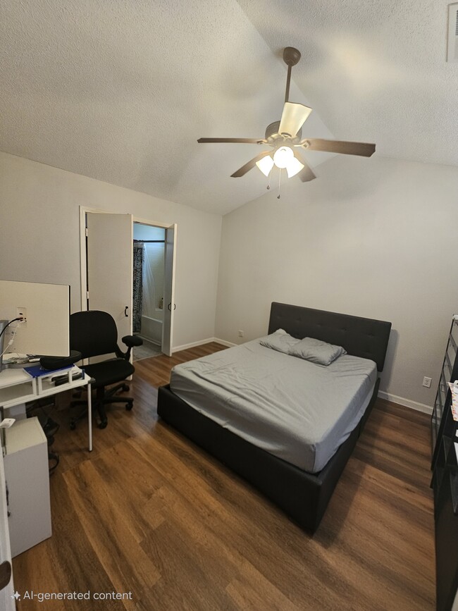 Building Photo - 10430 Brawley Ln
