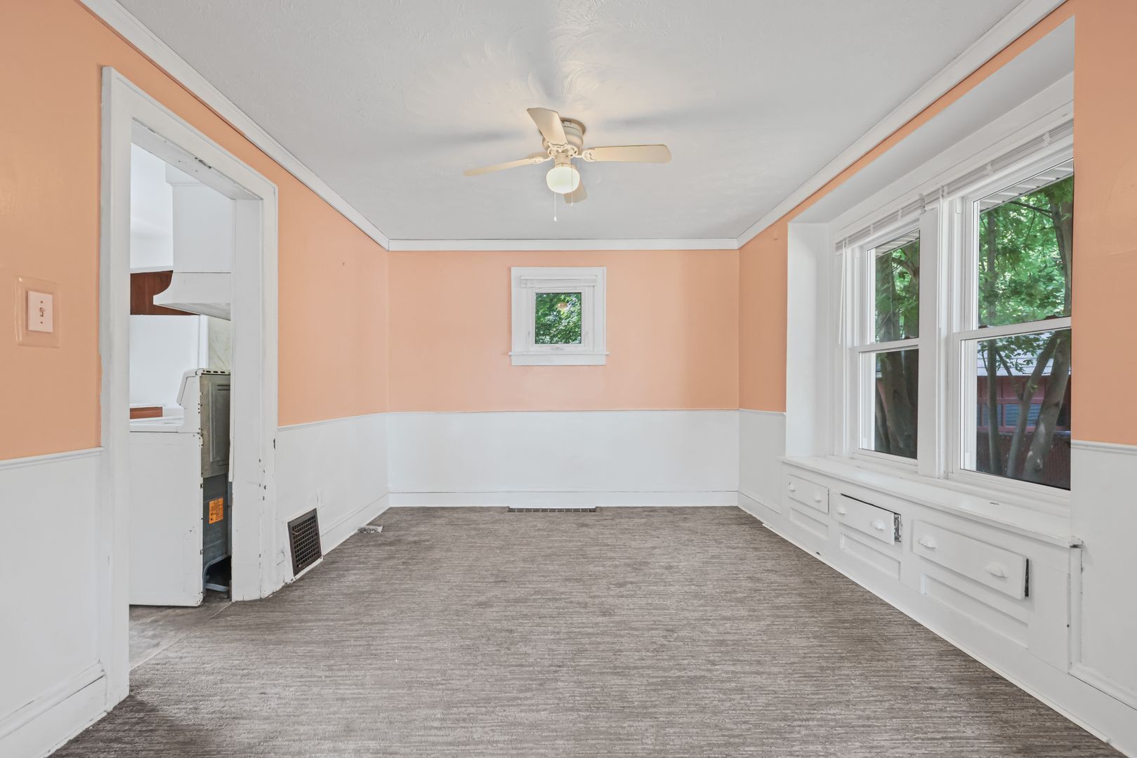 1242 Girard St Akron, OH 44301 – photo 4